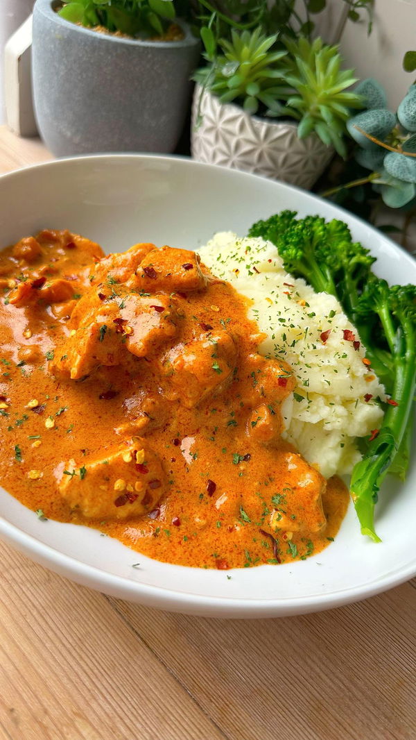 Chicken and Bacon in a Creamy Red Pesto Sauce 