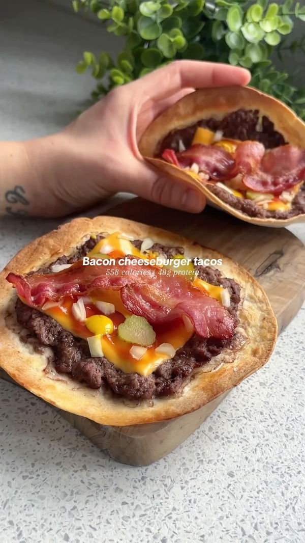 Bacon cheeseburger tacos🌮