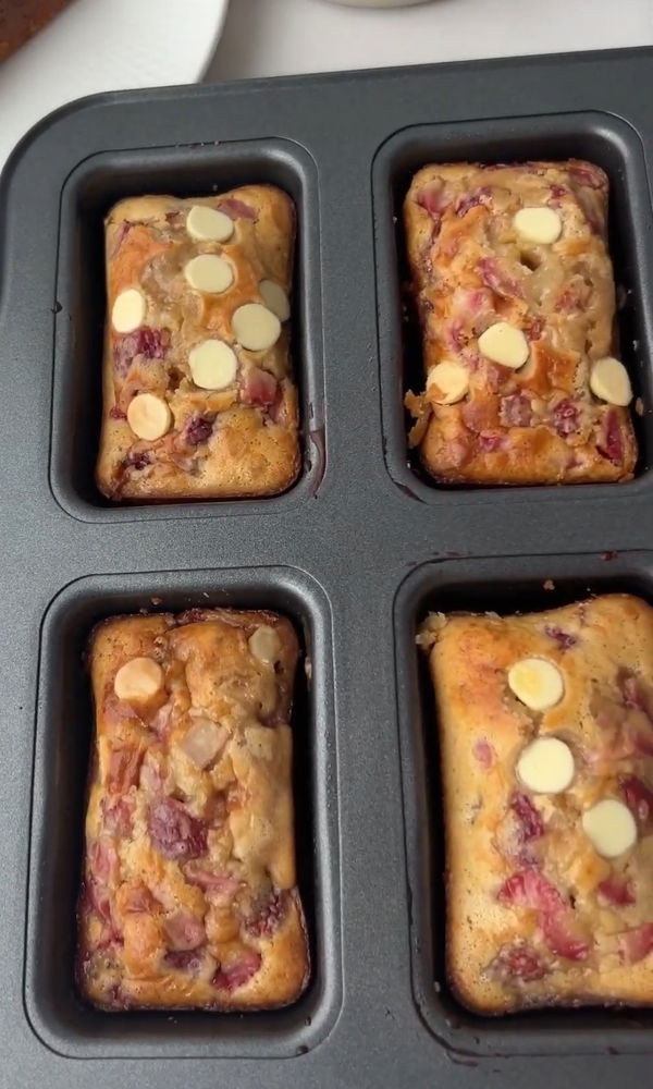 White Chocolate and Strawberry Protein Loaves