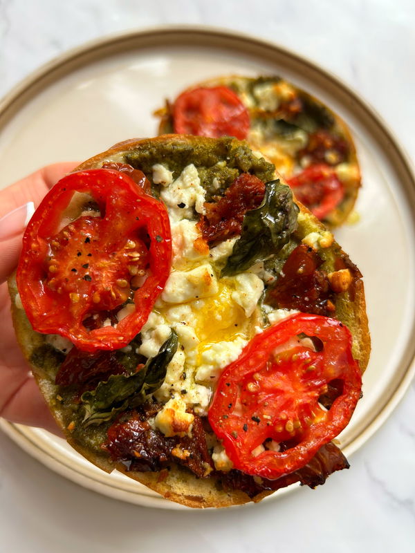 Pesto Egg Bagel