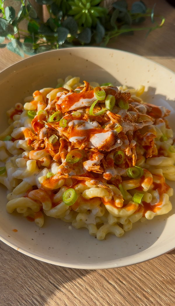 Buffalo Chicken Mac ‘n’ Cheese