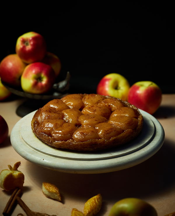 Apple Tarte Tatin: a classic French dessert