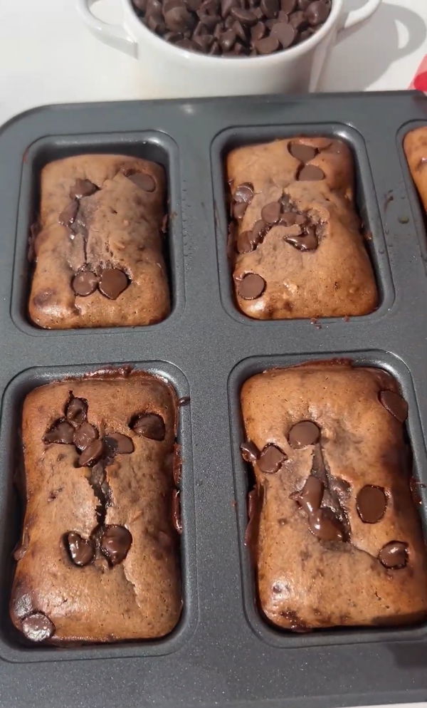 High Protein Mini Banana Bread Loaves