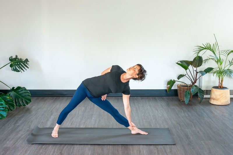 Blossom morning yoga flow ｜ 35min practice ｜ whole body ｜ connect & recharge