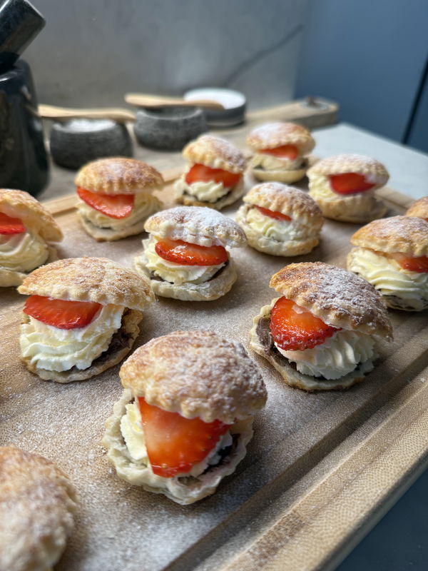 Nutella Strawberries & Cream Puffs 🤩