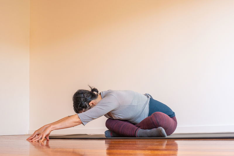 10min evening yoga stretch ｜ deep sleep ｜ relaxation