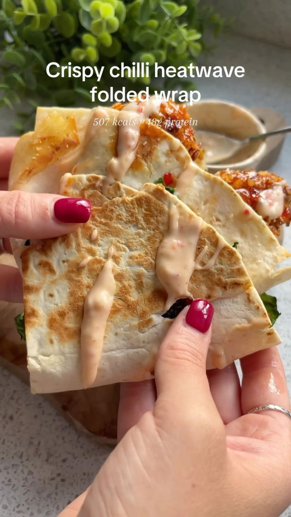 Crispy Chilli Heatwave Folded Wrap 🥵