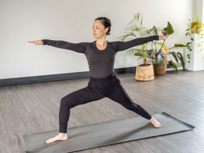 Revitalise gentle morning yoga flow ｜ whole body ｜ 25min