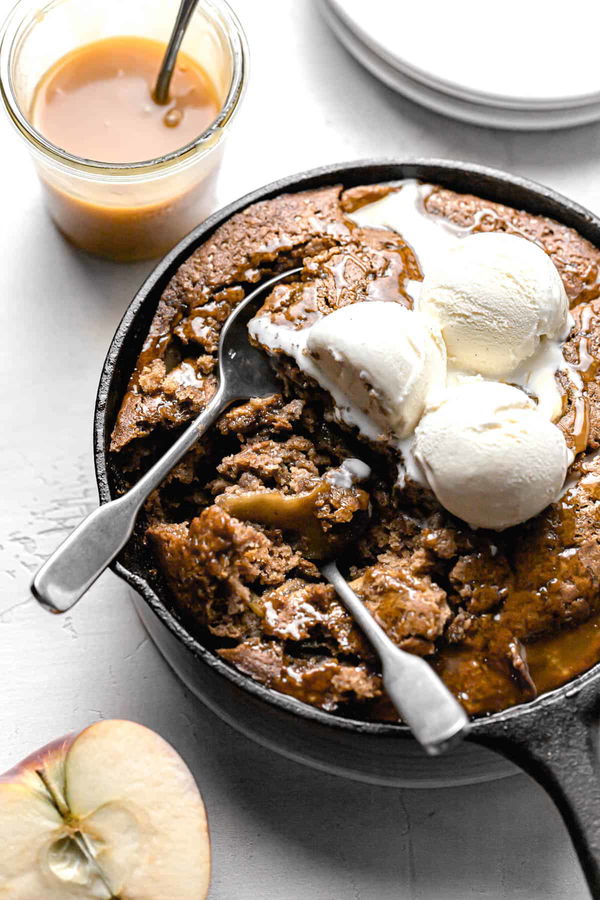 Caramel Apple Skillet Dump Cake