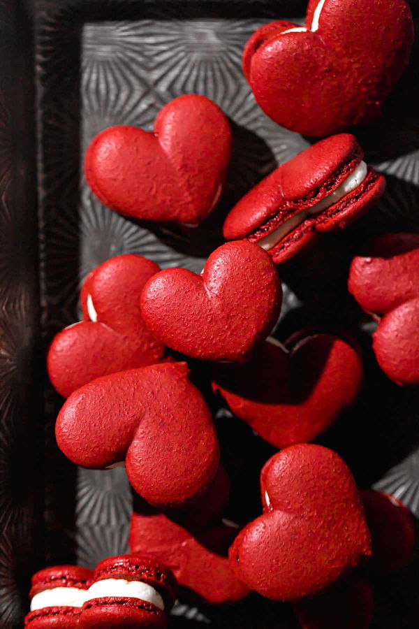 Red Velvet Macarons with Mascarpone Frosting