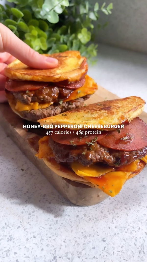 Honey BBQ-Pepperoni Cheeseburger