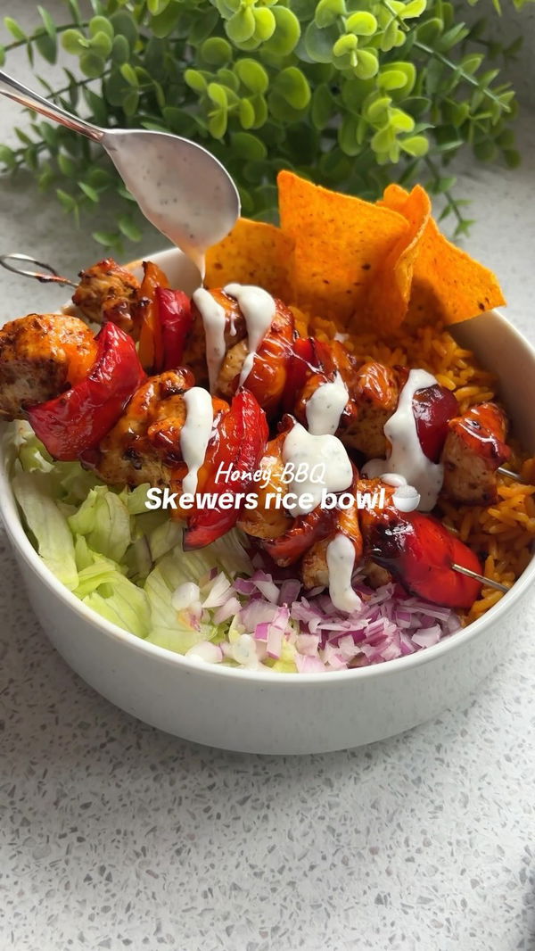 Honey BBQ Fajita Skewers Rice Bowl