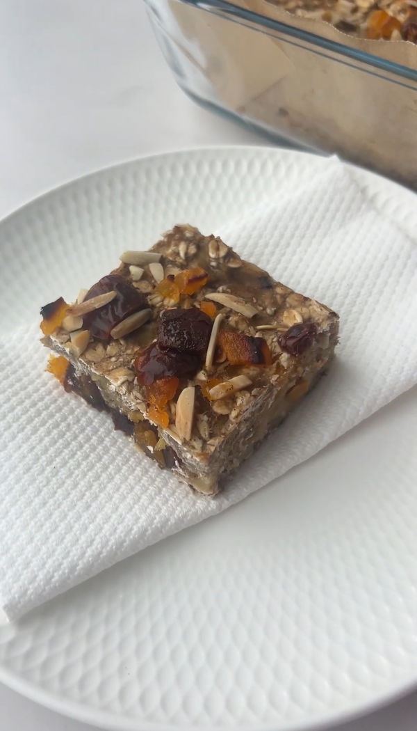 Apricot Date and Banana Bars