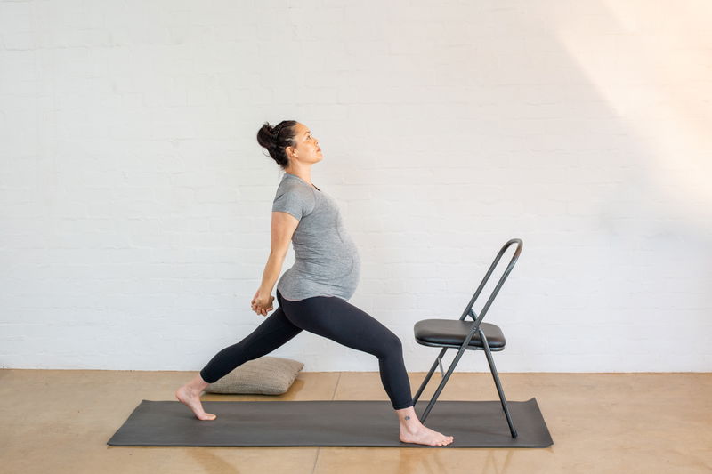 Prenatal yoga for circulation ｜ 1st + 2nd trimester ｜ feet + legs ✨💛✨