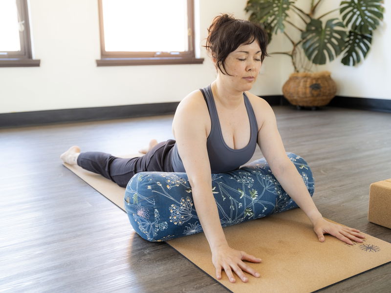 Nourishing Yin yoga for emotional release ｜ 40min ｜ gentle practice