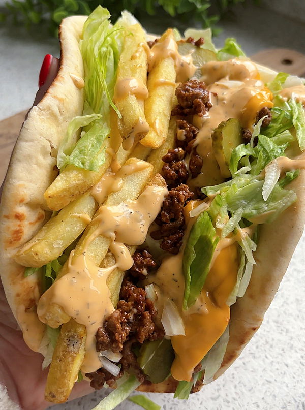 Big Mac Loaded Flatbread 🍔