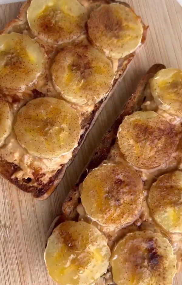 Caramelised Banana Toast