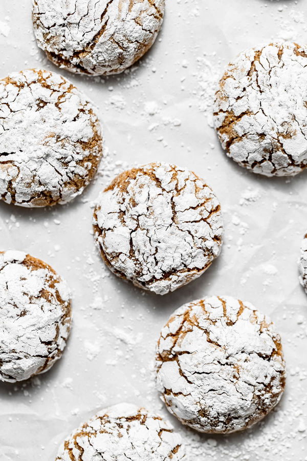 Ginger Molasses Crinkle Cookies