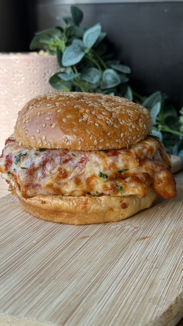 Pizza Topped Crispy Chicken Burger