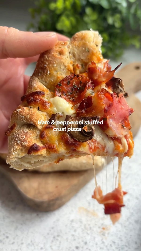 Air-Fryer Stuffed Crust Pizza🍕