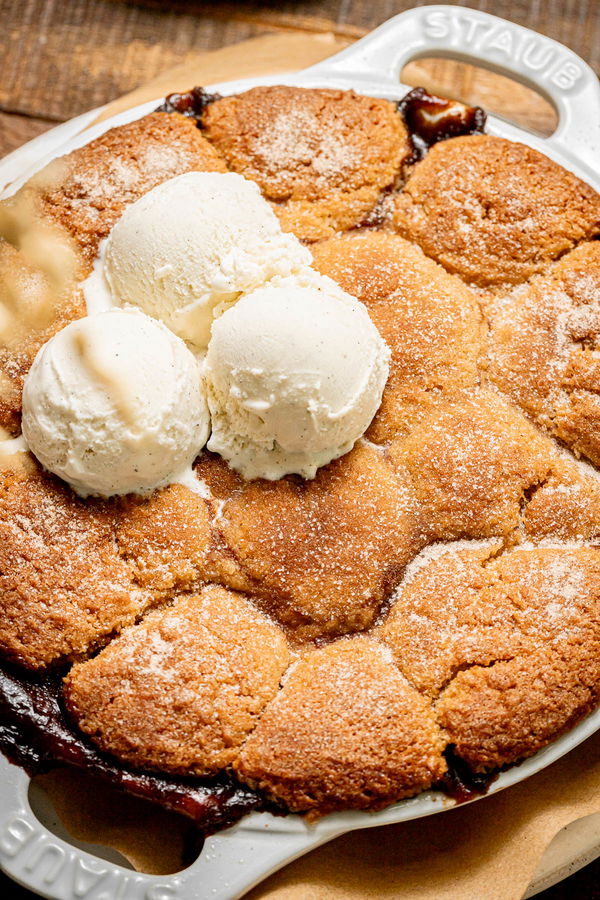 Cinnamon Sugar Apple Cobbler