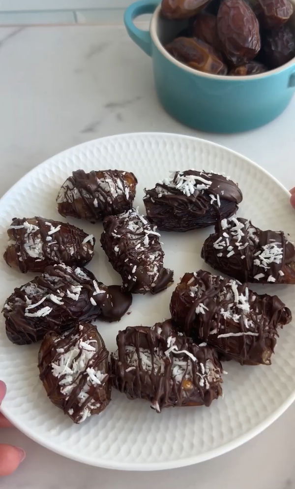 Bounty Date Snacks