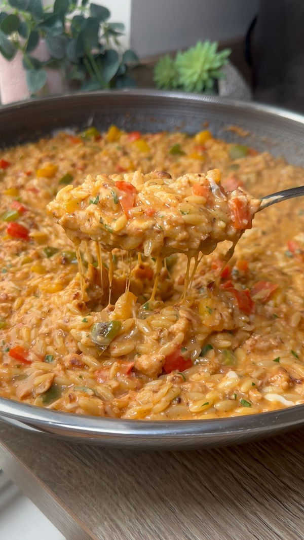 Creamy Fajita Sausage Orzo