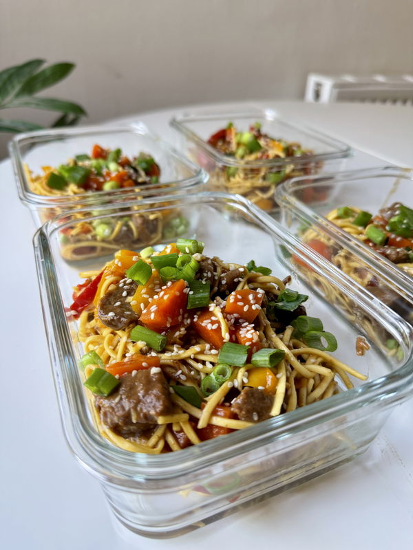 Slow Cooker Honey & Garlic Beef Noodles