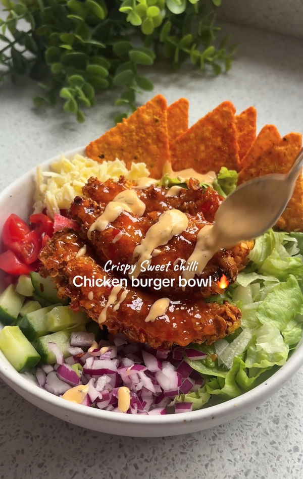 Crispy sweet chilli chicken burger bowl 🥵