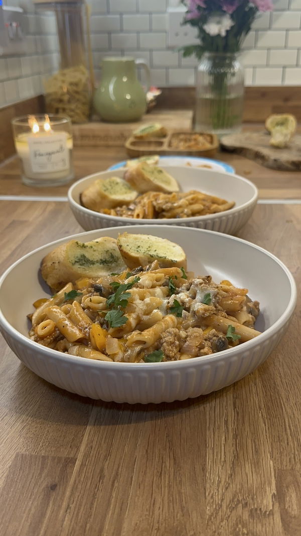 One Pot Turkey Bolognese Pasta