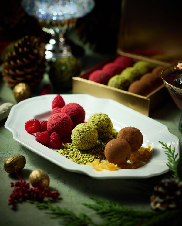 Meltaway Gin Pave Chocolates