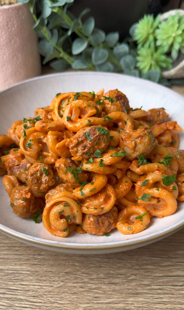 Creamy Sausage and Harissa Pasta