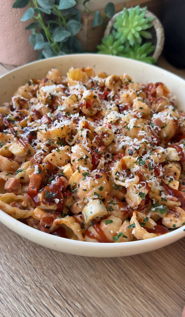 Honey BBQ Chicken & Bacon Pasta Salad 🍯🔥