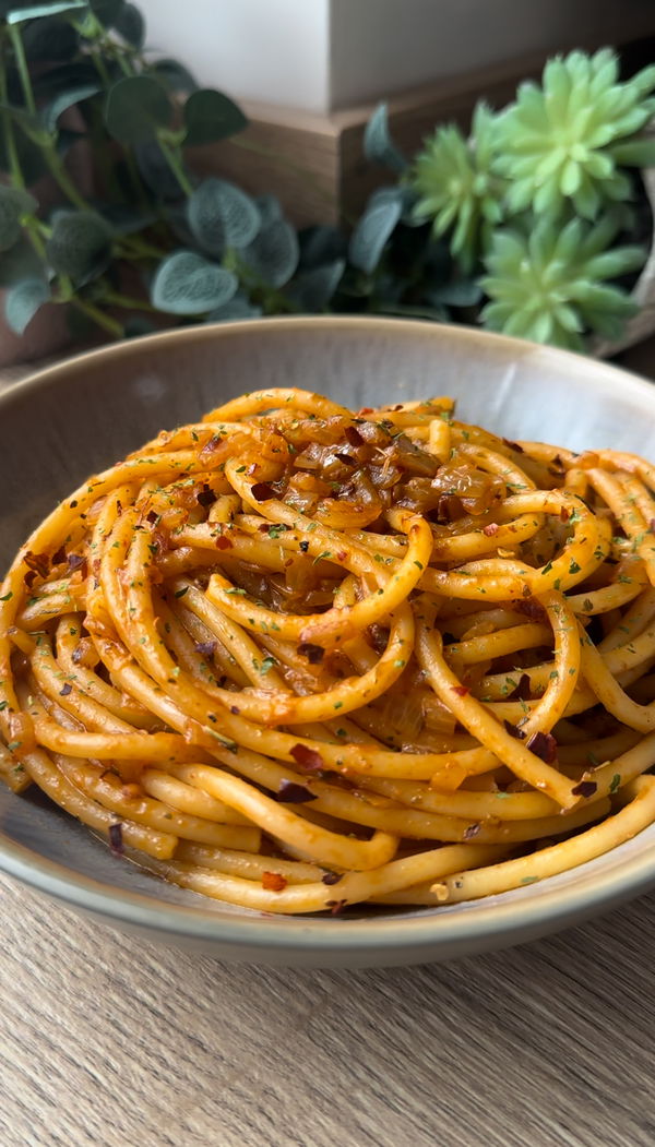 Spicy Caramelised Onion Spaghetti 🍝