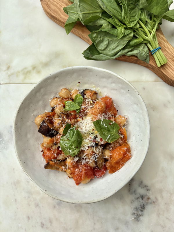 One Pan Roasted Tomato & Aubergine Chickpeas