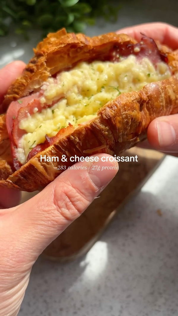 Ham & Cheese Croissant🥐