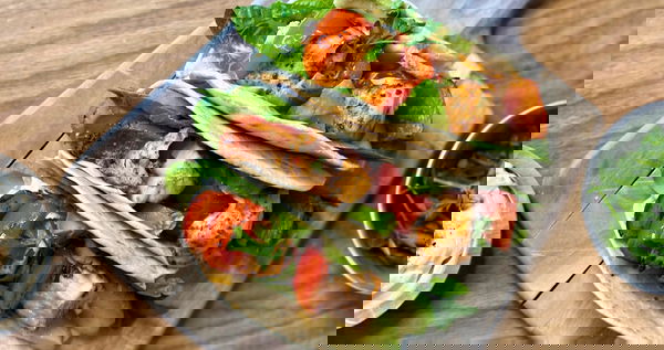 Air Fryer Piri Piri Salmon Tacos