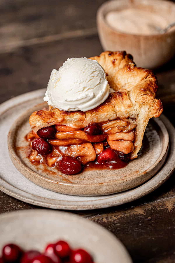 Apple Cranberry Pie