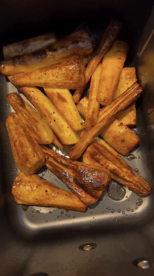 Honey Glazed Carrots & Parsnips 🍯🥕