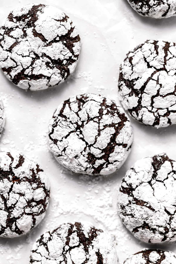 Chocolate Peppermint Crinkle Cookies