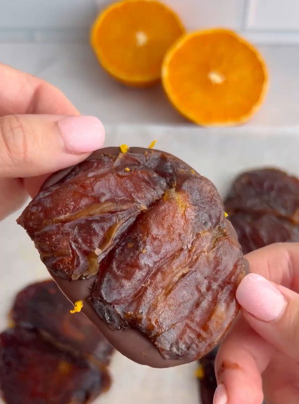 “Jaffa Cake” Date Snacks