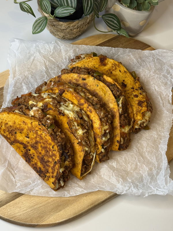 Cheesy Jalapeño ranch beef tacos