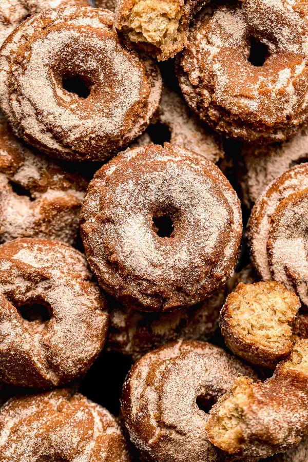 Old Fashioned Apple Cider Donuts