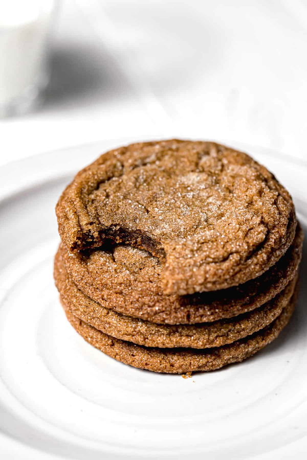 Soft Brown Butter Molasses Cookies