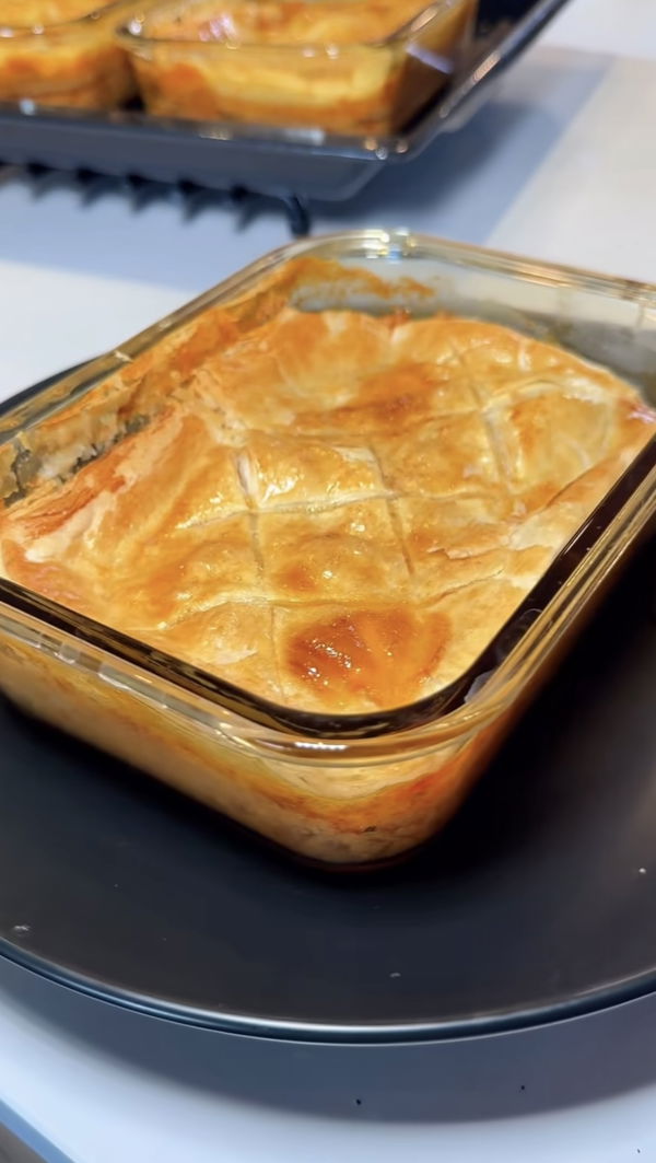 Chicken and chorizo pies glass meal prep