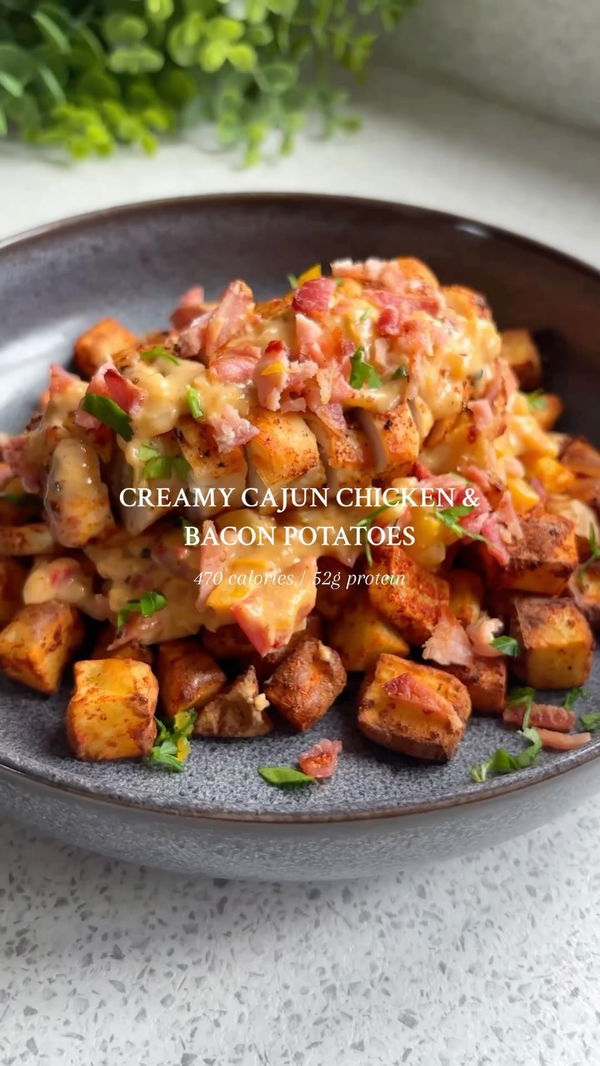 Creamy Cajun Chicken & Bacon Potatoes🥓