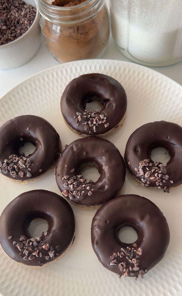 Healthier Banana Bread Doughnuts 🍌🍫