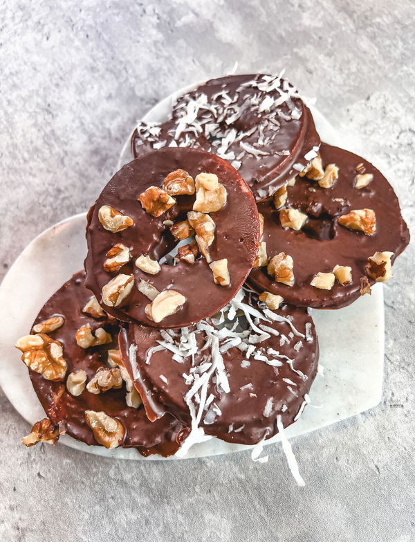 Chocolate Apple "Doughnuts"