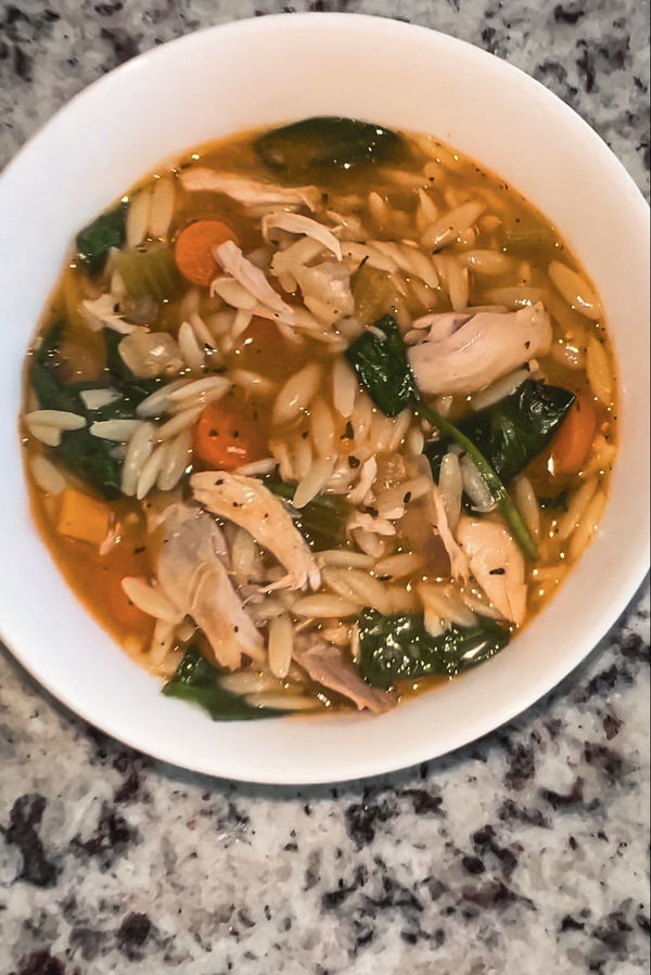 Healthy Lemon Chicken Orzo Soup