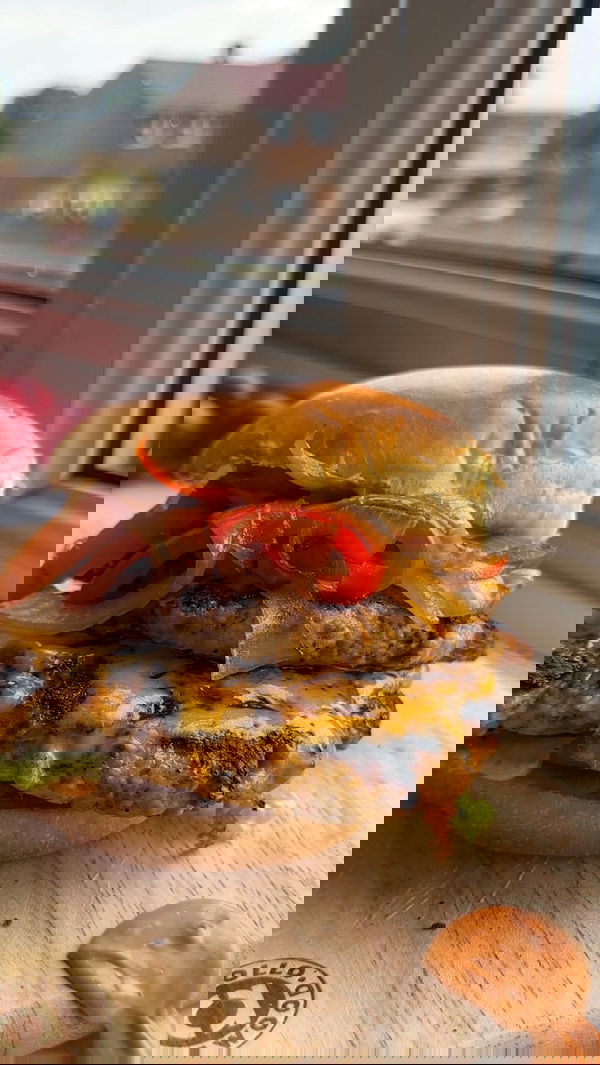 Chicken Fajita Smash Burgers